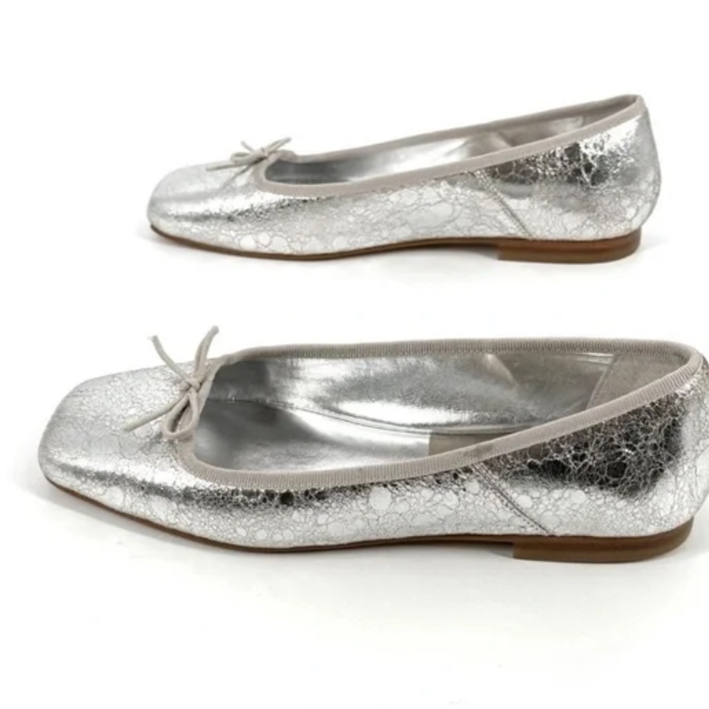 Dolce Vita Women's Anisa Ballet Flats Silver Distressed Leather - Classic Bow - Picture 3 of 6
